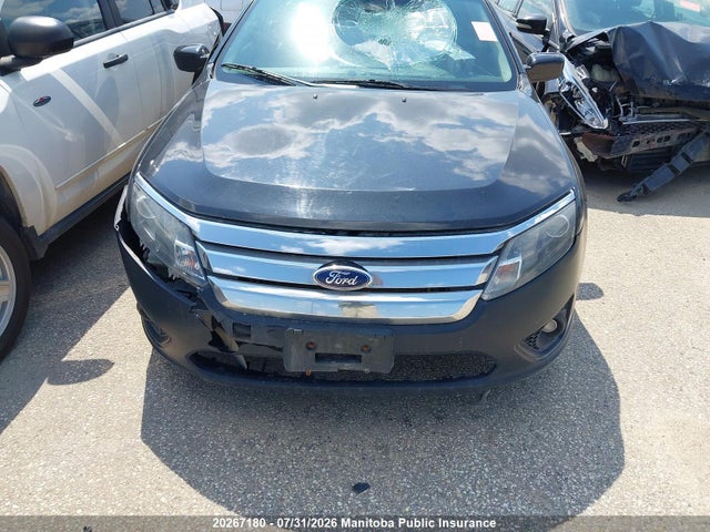 20267180 :رقم المزاد ، 3FAHP0HA3BR100128 vin ، 2011 Ford Fusion Se مزاد بيع
