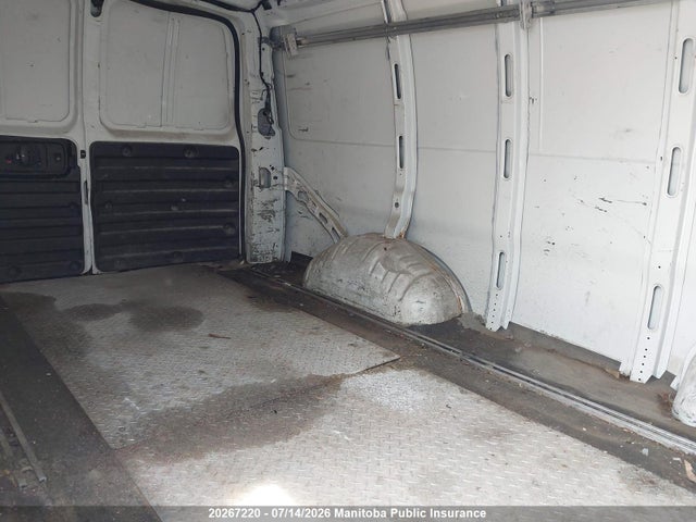 20267220 :رقم المزاد ، 1GCWGFCA8C1168920 vin ، 2012 Chevrolet Express 2500 Cargo Van مزاد بيع
