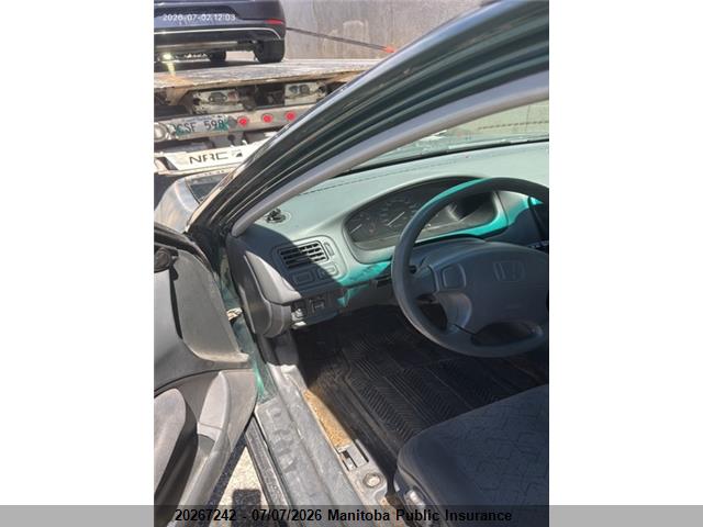 2000 Honda Civic Si-g მანქანა იყიდება აუქციონზე, vin: 1HGEJ8175YL801810, აუქციონის ნომერი: 20267242