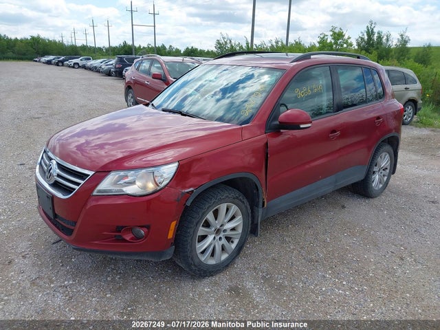 2011 Volkswagen Tiguan 2.0 Tsi მანქანა იყიდება აუქციონზე, vin: WVGBV7AXXBW000677, აუქციონის ნომერი: 20267249