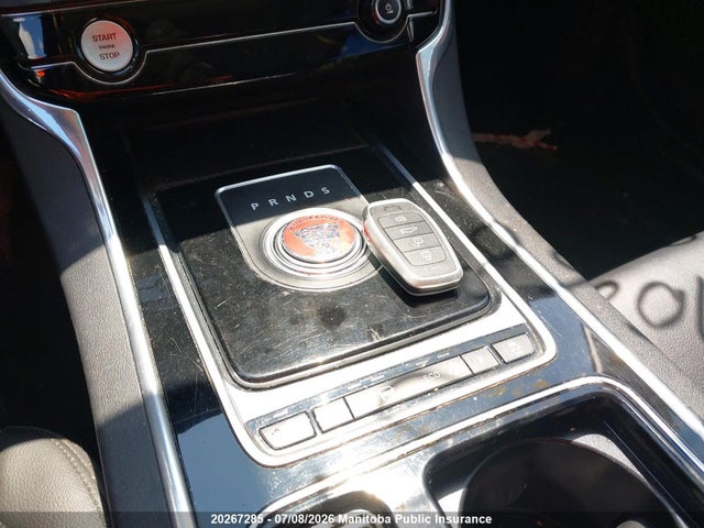 SAJBJ4BV9GCY22568 Jaguar Xf 3.0