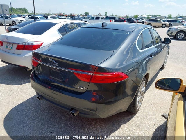 SAJBJ4BV9GCY22568 Jaguar Xf 3.0