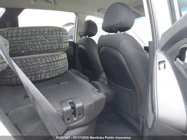 Hyundai Tucson Gl 2015 KM8JT3AF2FU119164 Image 8