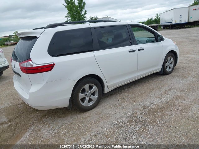 2015 Toyota Sienna Se V6 მანქანა იყიდება აუქციონზე, vin: 5TDZK3DC8FS590011, აუქციონის ნომერი: 20267311