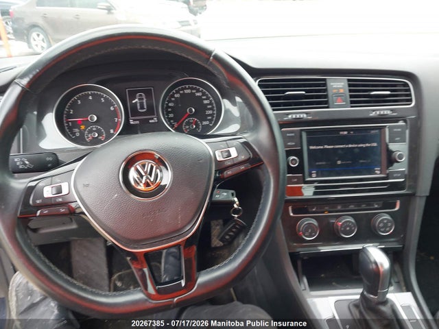3VWG17AU3JM285214 Volkswagen Golf 1.8 Tsi