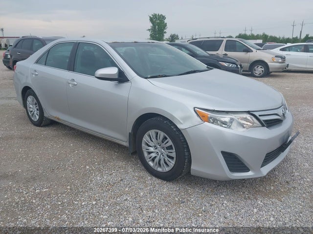 2013 Toyota Camry Le მანქანა იყიდება აუქციონზე, vin: 4T1BF1FKXDU656173, აუქციონის ნომერი: 20267399