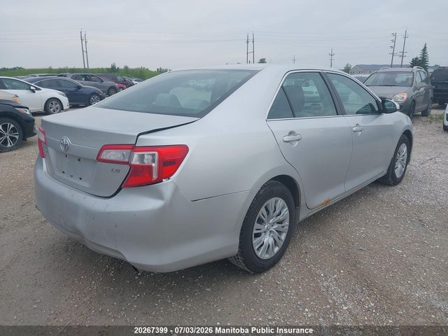 2013 Toyota Camry Le მანქანა იყიდება აუქციონზე, vin: 4T1BF1FKXDU656173, აუქციონის ნომერი: 20267399