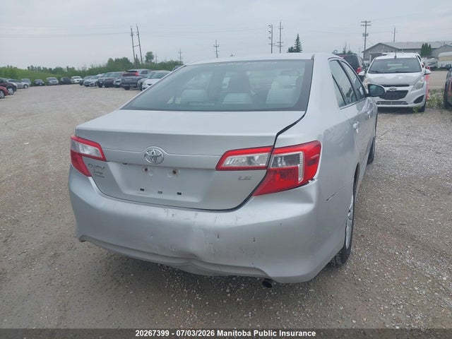 2013 Toyota Camry Le მანქანა იყიდება აუქციონზე, vin: 4T1BF1FKXDU656173, აუქციონის ნომერი: 20267399