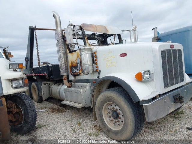 20267421 :رقم المزاد ، 1NPTL40X2DD192540 vin ، 2013 Peterbilt 367 مزاد بيع