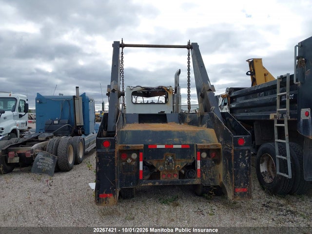20267421 :رقم المزاد ، 1NPTL40X2DD192540 vin ، 2013 Peterbilt 367 مزاد بيع