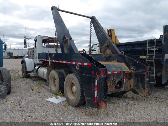 20267421 :رقم المزاد ، 1NPTL40X2DD192540 vin ، 2013 Peterbilt 367 مزاد بيع