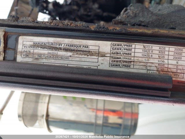 20267421 :رقم المزاد ، 1NPTL40X2DD192540 vin ، 2013 Peterbilt 367 مزاد بيع