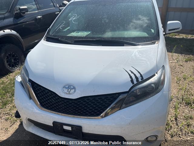 Продаж на аукціоні авто 2017 Toyota Sienna Se V6, vin: 5TDXZ3DC7HS900543, номер лоту: 20267449