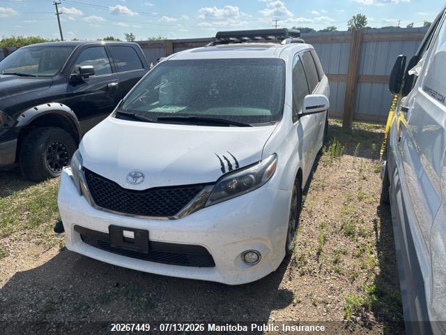 Продаж на аукціоні авто 2017 Toyota Sienna Se V6, vin: 5TDXZ3DC7HS900543, номер лоту: 20267449