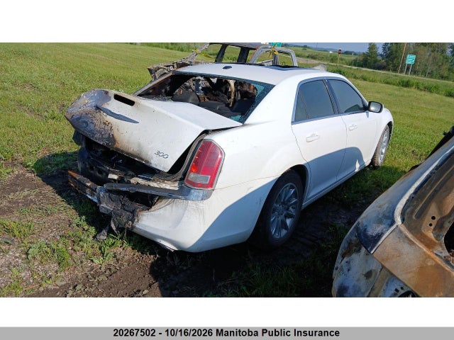 2C3CCAAG2EH305691 Chrysler 300 Touring