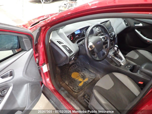Ford FOCUS SE 2014 1FADP3K21EL385190 Image 6