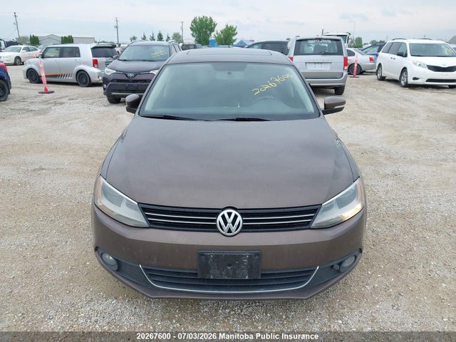 2011 Volkswagen Jetta 2.5 მანქანა იყიდება აუქციონზე, vin: 3VWLX7AJ3BM008275, აუქციონის ნომერი: 20267600