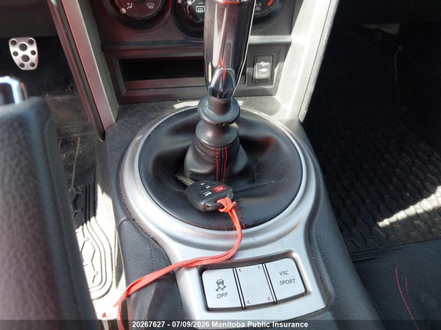 Scion FR-S 2015 JF1ZNAA17F9711355 Image 11