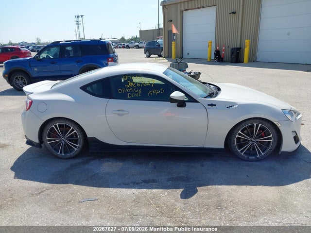 Scion FR-S 2015 JF1ZNAA17F9711355 Image 13