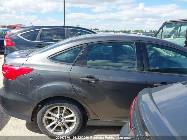 Ford FOCUS SE 2017 1FADP3F24HL233712 Image 10