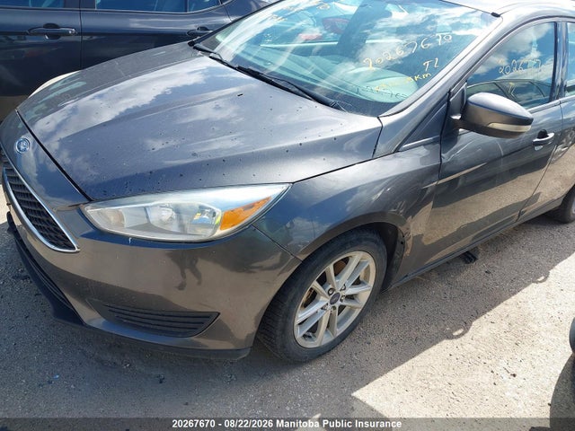 Ford FOCUS SE 2017 1FADP3F24HL233712 Image 2