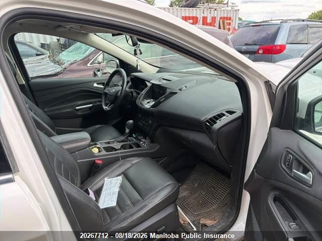 Ford Escape Titanium 2017 1FMCU9J91HUA26643 Image 5