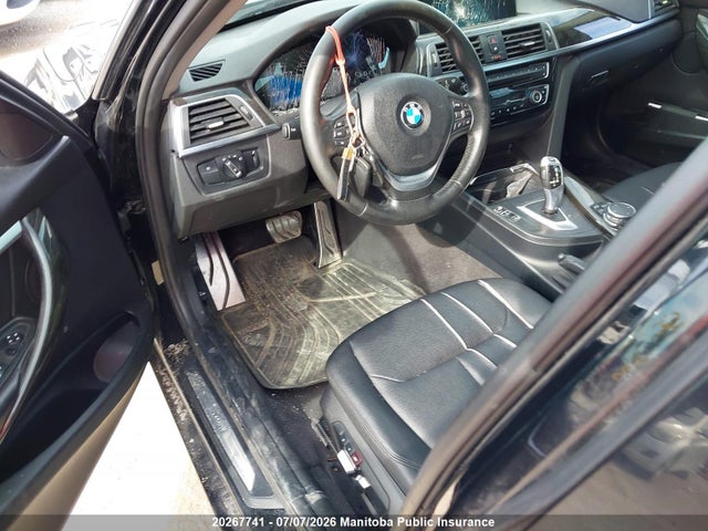 WBA8A3C53HK691336 BMW 3 Series