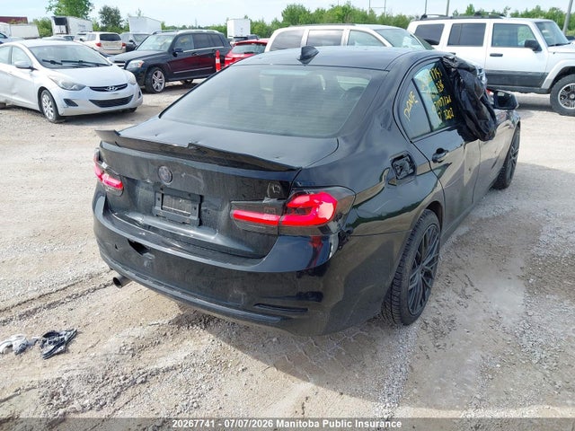 WBA8A3C53HK691336 BMW 3 Series