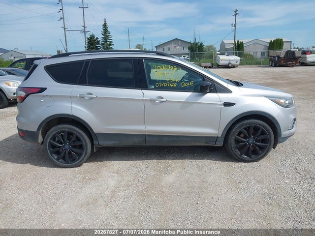 Продаж на аукціоні авто 2017 Ford Escape Se, vin: 1FMCU9G9XHUE59739, номер лоту: 20267827
