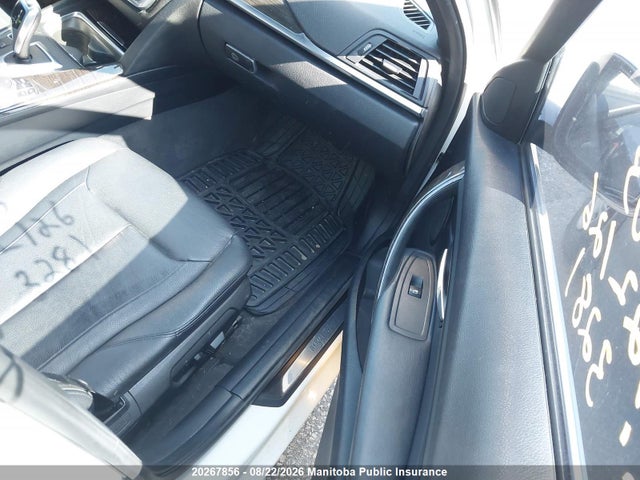 2015 Bmw 328i Xdrive მანქანა იყიდება აუქციონზე, vin: WBA3B3C59FJ984233, აუქციონის ნომერი: 20267856