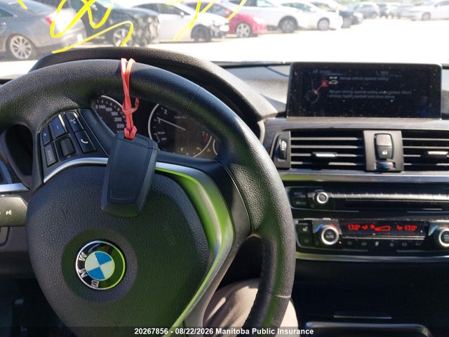 2015 Bmw 328i Xdrive მანქანა იყიდება აუქციონზე, vin: WBA3B3C59FJ984233, აუქციონის ნომერი: 20267856