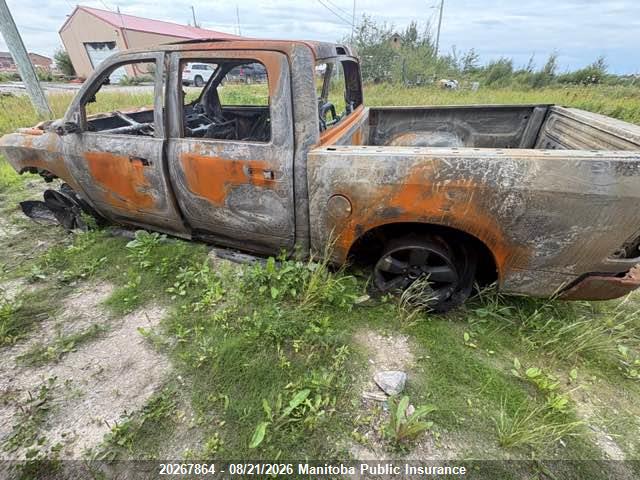 3C6RR7KT0LG175711 Dodge Ram 1500 Slt Crew Cab
