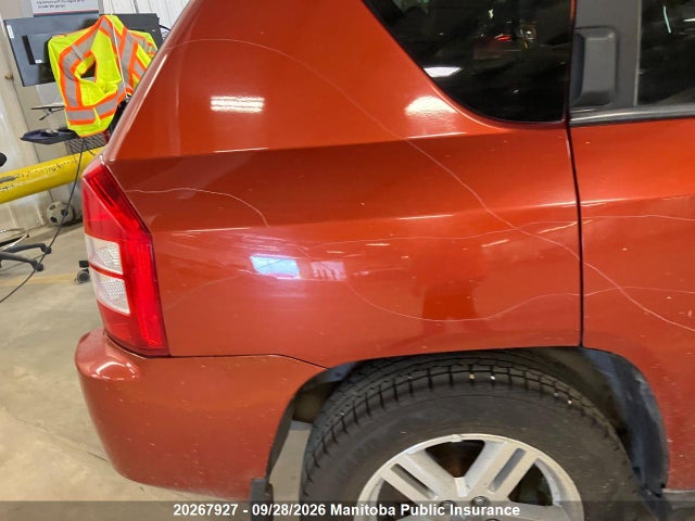 20267927 :رقم المزاد ، 1J4NF5FB4AD584997 vin ، 2010 Jeep Compass Limited مزاد بيع