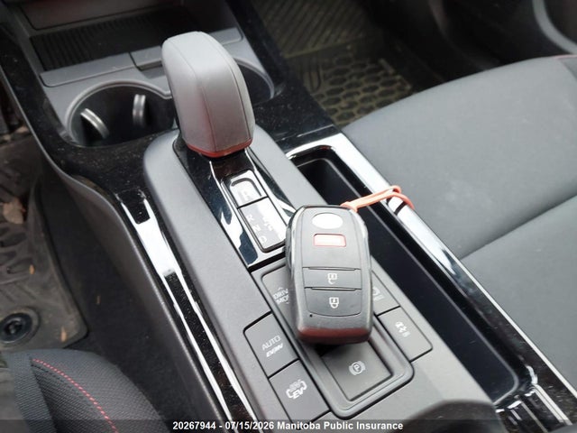 Toyota Prius Se Phev 2026 JTDACACU4T3072905 Image 11