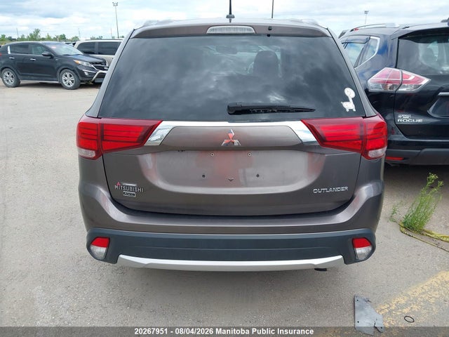 20267951 :رقم المزاد ، JA4JZ3AX5GZ606806 vin ، 2016 Mitsubishi Outlander Se مزاد بيع