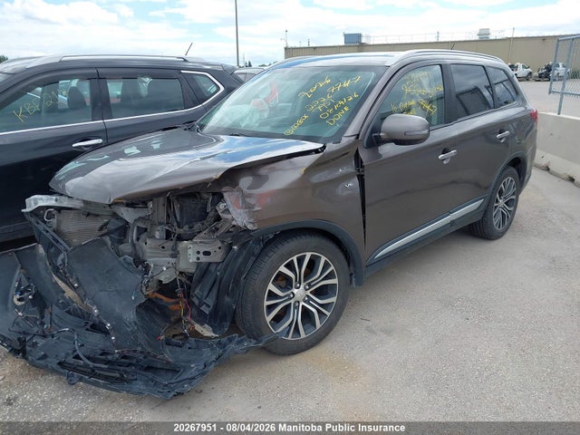 20267951 :رقم المزاد ، JA4JZ3AX5GZ606806 vin ، 2016 Mitsubishi Outlander Se مزاد بيع