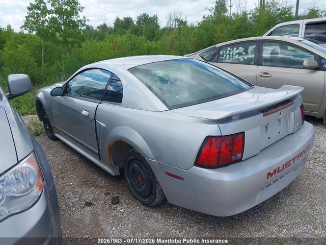 20267983 :رقم المزاد ، 1FAFP40431F242026 vin ، 2001 Ford Mustang مزاد بيع