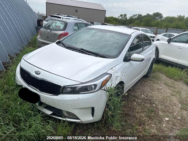 KIA FORTE LX 2018 3KPFL4A79JE227636 Image 2