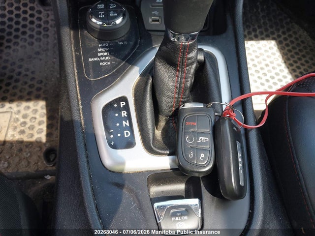 1C4PJMBS0HD225282 Jeep Cherokee Trailhawk