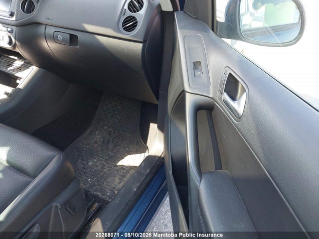 20268071 :رقم المزاد ، WVGNV7AX0HW505827 vin ، 2017 Volkswagen Tiguan 2.0 Tsi مزاد بيع