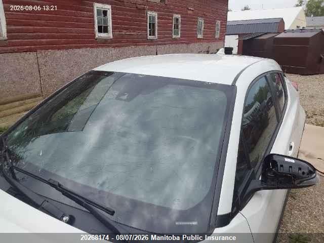 20268174 :رقم المزاد ، NMTKHMBX2KR075882 vin ، 2019 Toyota C-hr Xle مزاد بيع