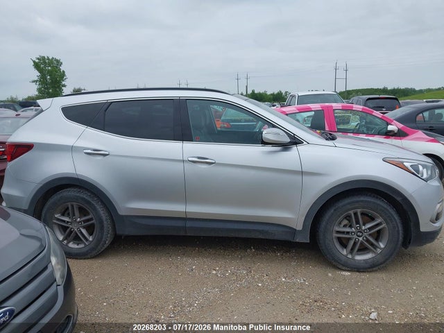 20268203 :رقم المزاد ، 5XYZUDLBXHG395844 vin ، 2017 Hyundai Santa Fe Sport مزاد بيع