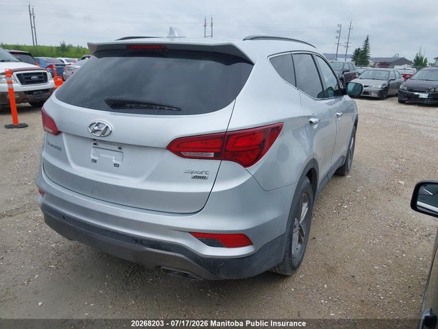 20268203 :رقم المزاد ، 5XYZUDLBXHG395844 vin ، 2017 Hyundai Santa Fe Sport مزاد بيع