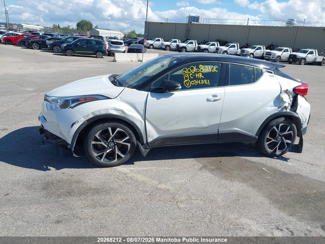 2019 Toyota C-hr Xle მანქანა იყიდება აუქციონზე, vin: JTNKHMBXXK1034281, აუქციონის ნომერი: 20268212