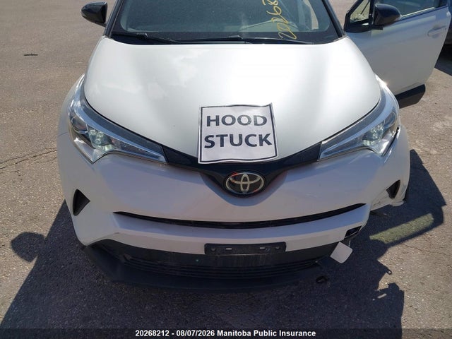 2019 Toyota C-hr Xle მანქანა იყიდება აუქციონზე, vin: JTNKHMBXXK1034281, აუქციონის ნომერი: 20268212