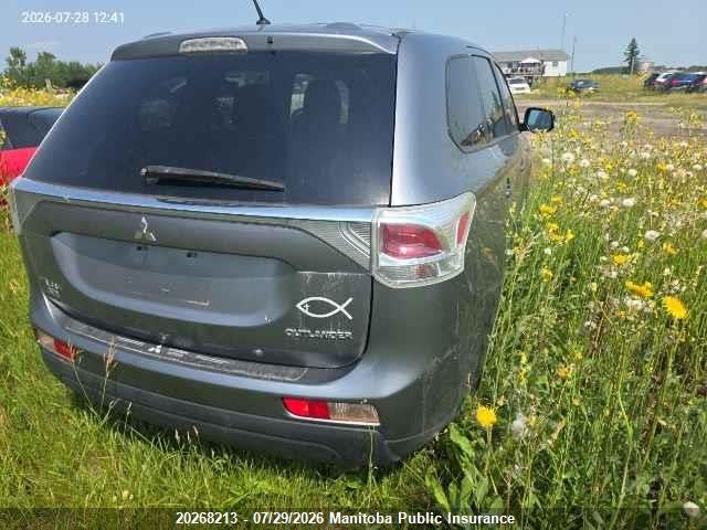 JA4JZ3AX0EZ606824 Mitsubishi Outlander Se