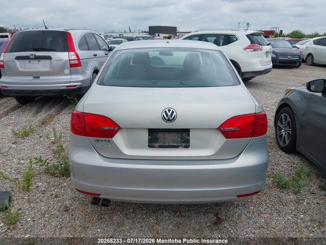 2012 Volkswagen Jetta 2.0 მანქანა იყიდება აუქციონზე, vin: 3VWDK7AJ5CM329092, აუქციონის ნომერი: 20268233
