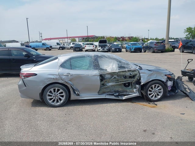 4T1G11AK6NU659018 Toyota CAMRY SE
