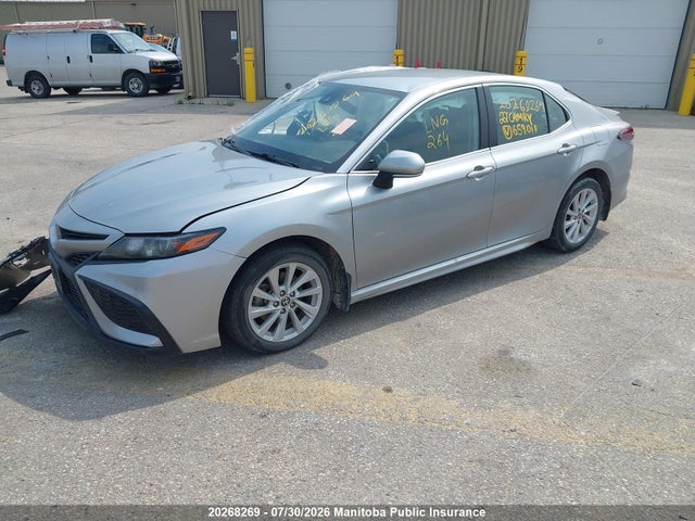 4T1G11AK6NU659018 Toyota CAMRY SE