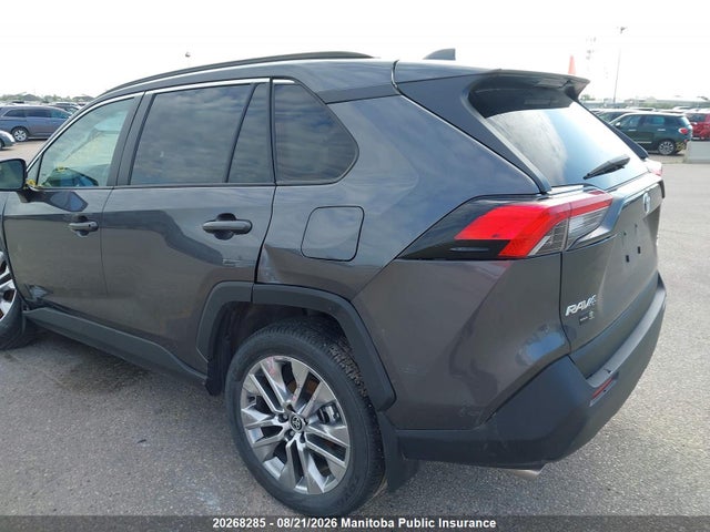 2T3R1RFV1RC418573 Toyota Rav4 Xle